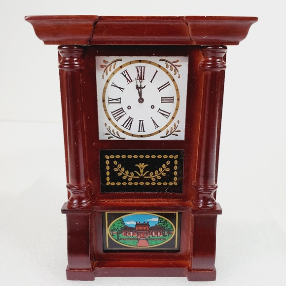 Franklin Mint Collector's Treasury Federal Clock - Picture 1 of 12
